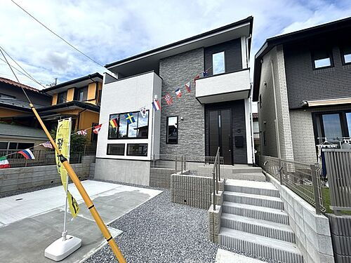 千葉県柏市亀甲台町２丁目 4188万円 4LDK