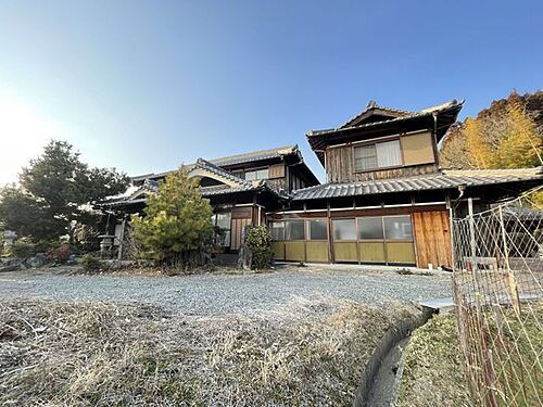 兵庫県加西市下道山町 1580万円