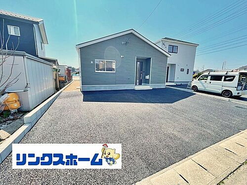 岐阜県美濃加茂市中富町１丁目 2190万円 4LDK