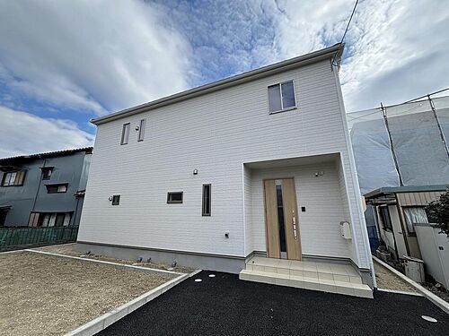 岐阜県大垣市昼飯町 1890万円 4LDK