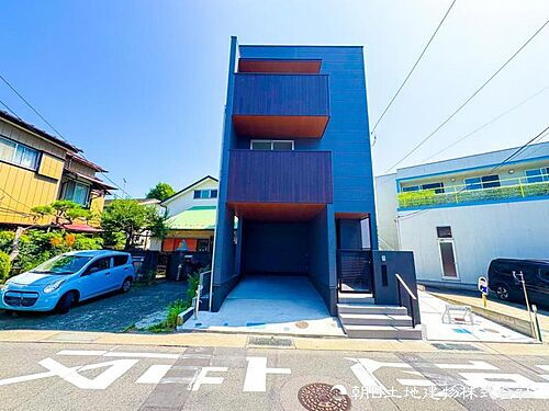 神奈川県鎌倉市材木座３丁目 7880万円 2SLDK
