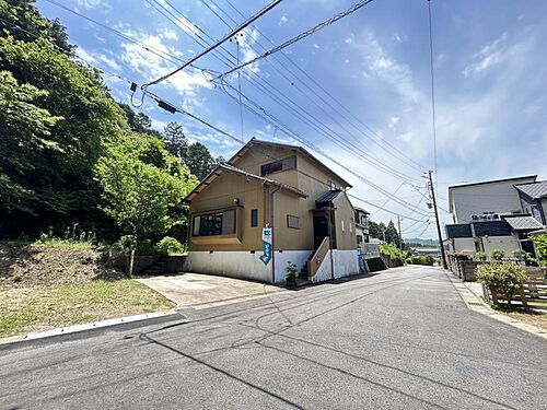 愛知県岡崎市羽栗町字多賀屋敷 中古住宅