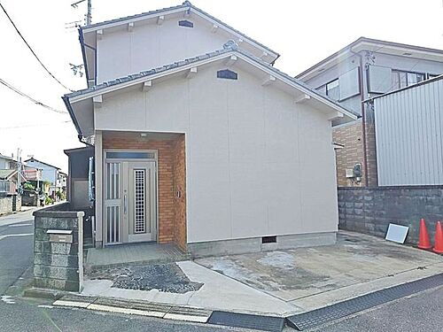 兵庫県高砂市伊保崎南 898万円