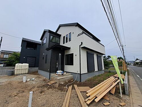 群馬県太田市鶴生田町 2390万円 4LDK