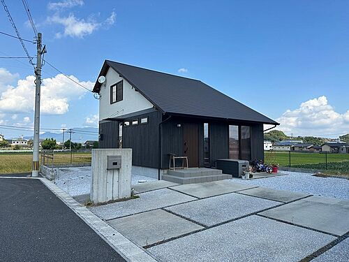 福岡県田川市大字川宮 2700万円