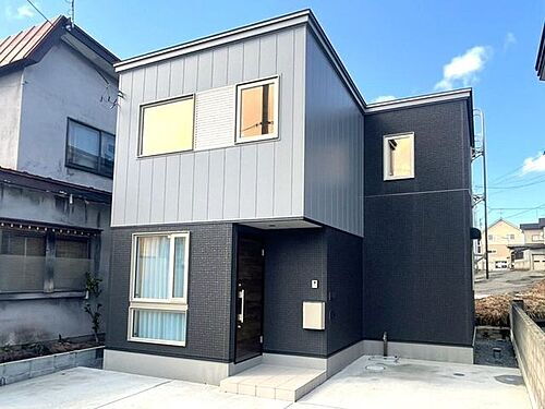 青森県青森市大字三内字沢部 1695万円 1SLDK