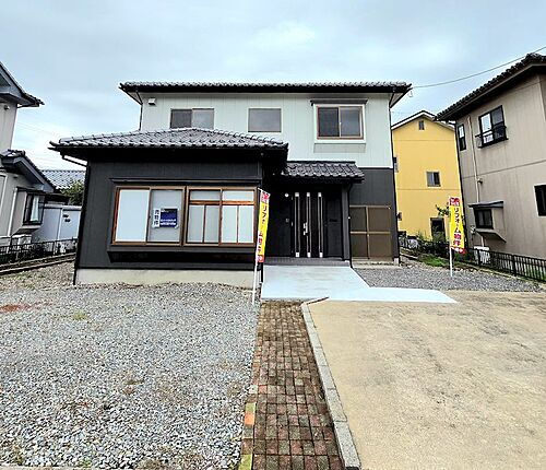 富山県高岡市福岡町荒屋敷 中古住宅