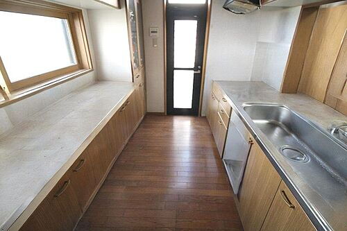 detached 中央3丁目