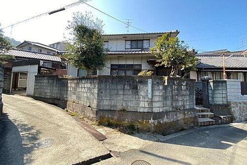広島県呉市東鹿田町 400万円