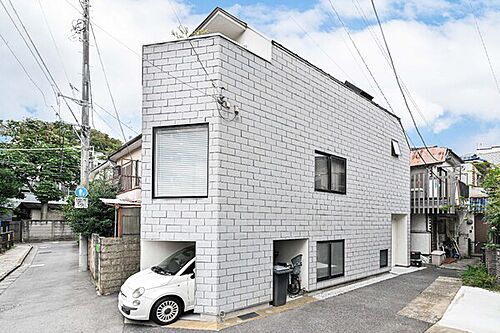 東京都渋谷区富ヶ谷２丁目 中古住宅