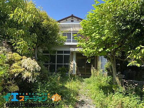 愛媛県西条市小松町新屋敷 500万円