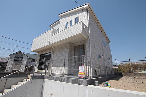 神奈川県横浜市戸塚区柏尾町 5690万円 3LDK