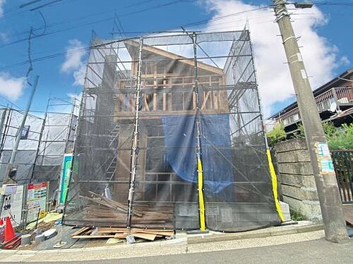 神奈川県横浜市神奈川区三枚町 7299万円 4LDK