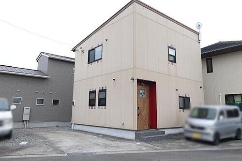 静岡県富士市松岡 2100万円