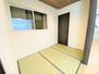 犬山市富岡新町４丁目　１号棟 1階の和室は落ち着いた空間になっており、客間にもお子様のお昼寝スペースにも様々な使い方ができそうです。