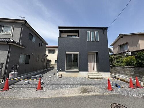 愛媛県松山市中須賀３丁目 2178万円 4LDK