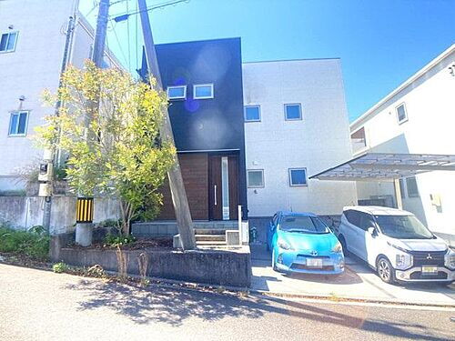 愛媛県松山市衣山５丁目 中古住宅