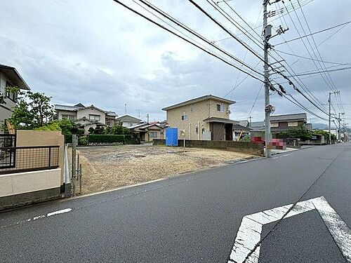 愛媛県松山市南梅本町 3190万円 4LDK