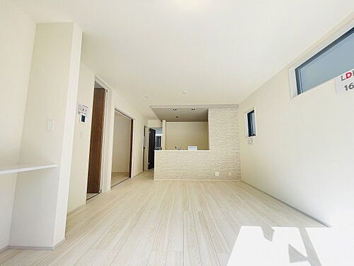 埼玉県越谷市南町1丁目 4780万円 4LDK