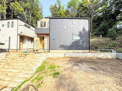 神奈川県横浜市戸塚区柏尾町 4380万円 4LDK