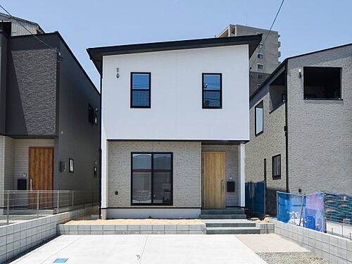 広島県尾道市高須町 3448万円 4LDK