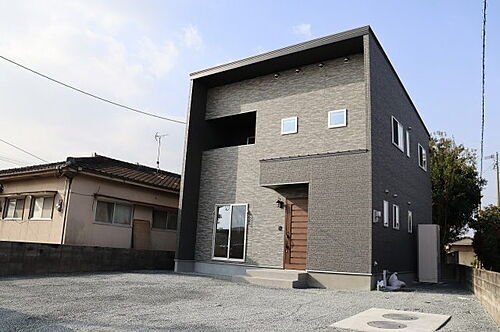 佐賀県伊万里市脇田町 2299.8万円 4SLDK