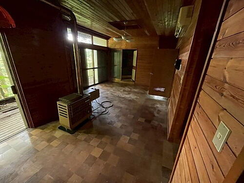 detached 大字発地