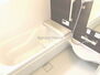 新築　海老名市大谷南　４号棟 保温に特化したシステムバスはお風呂のお湯が冷めにくいだけでなく、床にもこだわります。冬でもヒヤッとせずに快適です。