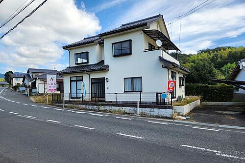 岡山県津山市勝部 中古住宅