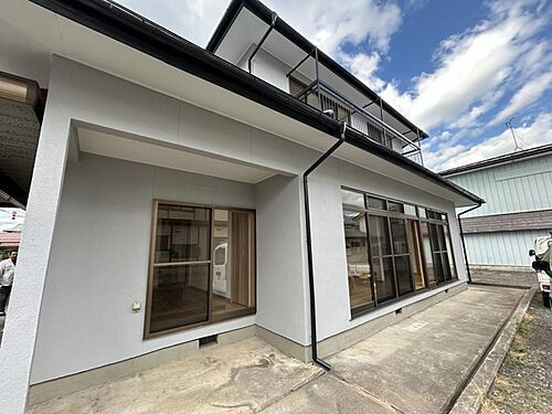 長野県中野市大字岩船 中古住宅