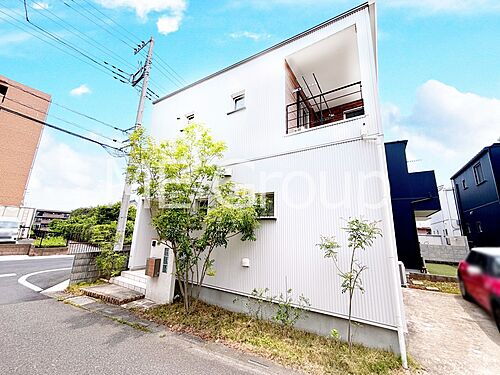 埼玉県草加市長栄１丁目 3699万円