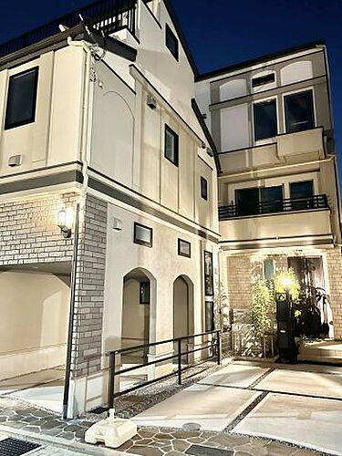 東京都新宿区高田馬場３丁目 13480万円