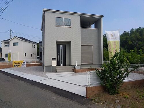 群馬県前橋市大利根町１丁目 2590万円 4SLDK