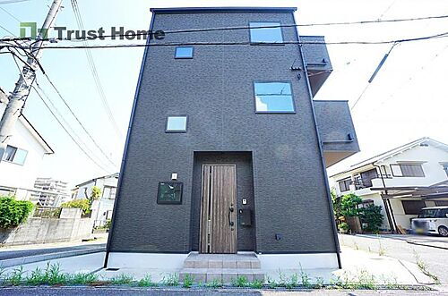 兵庫県明石市二見町福里 2840万円