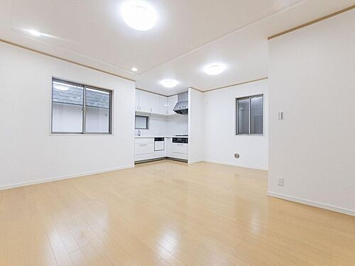 神奈川県横浜市保土ケ谷区新桜ケ丘１丁目 中古住宅