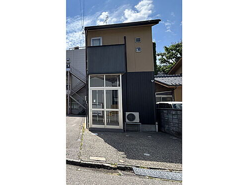 石川県金沢市笠市町 2580万円