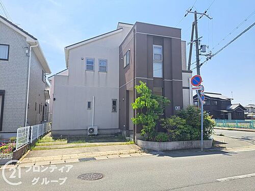 兵庫県加古川市平岡町一色西１丁目 3300万円