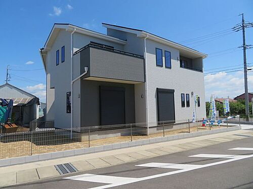 岐阜県瑞穂市中宮 2490万円 4LDK