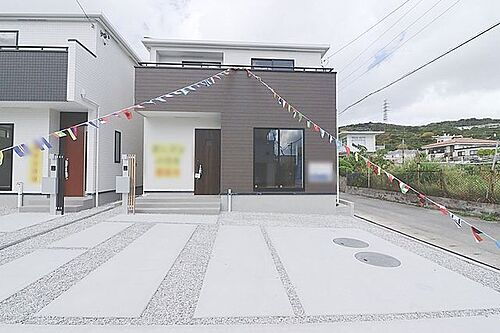 沖縄県中頭郡中城村字伊舎堂 3488万円 4LDK