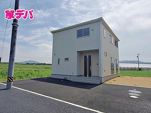 愛知県豊川市二葉町池 2290万円 4LDK