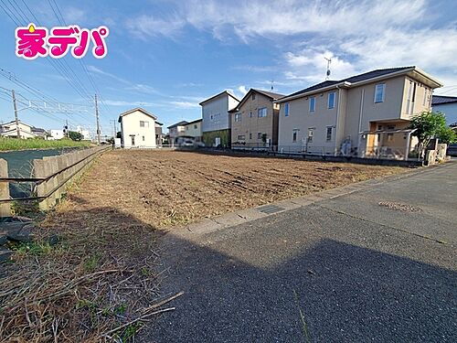 愛知県豊川市伊奈町縫殿 2390万円 4LDK