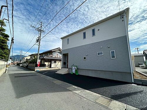 長野県長野市松岡１丁目 2980万円 4LDK