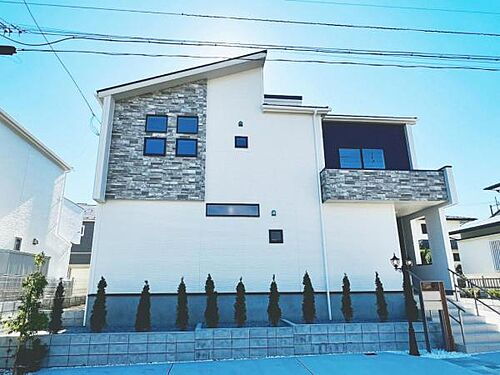 神奈川県横浜市金沢区釜利谷西６丁目 5980万円 4LDK