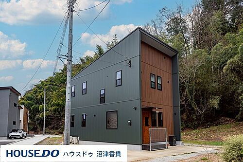 静岡県裾野市富沢 3880万円