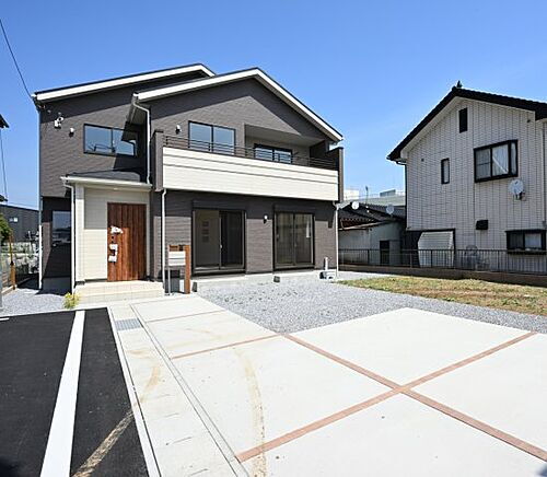 群馬県桐生市広沢町１丁目 2390万円 4LDK