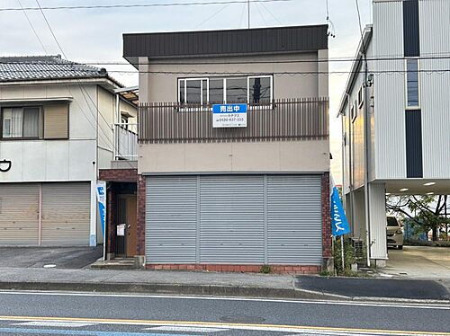 愛知県岡崎市鴨田町字所屋敷 中古住宅