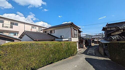 山口県下関市長府松小田本町 700万円 6DK