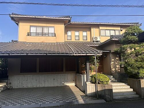 富山県富山市粟島町３丁目 2500万円