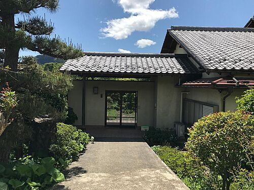 群馬県利根郡みなかみ町下牧 1780万円