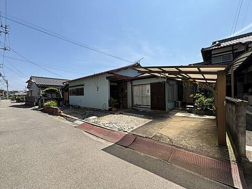 愛媛県新居浜市松神子１丁目 中古住宅